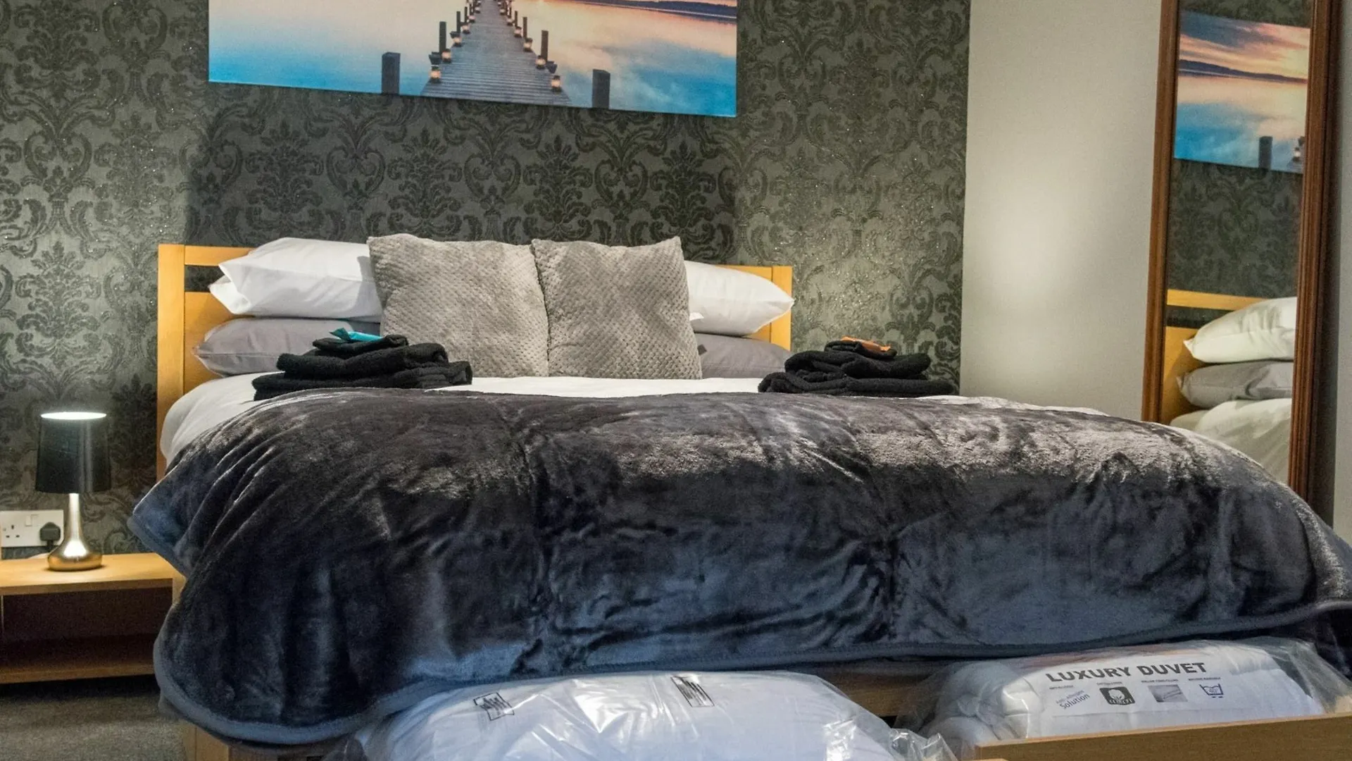 Southernhay Boutique Apartment إكزيتر